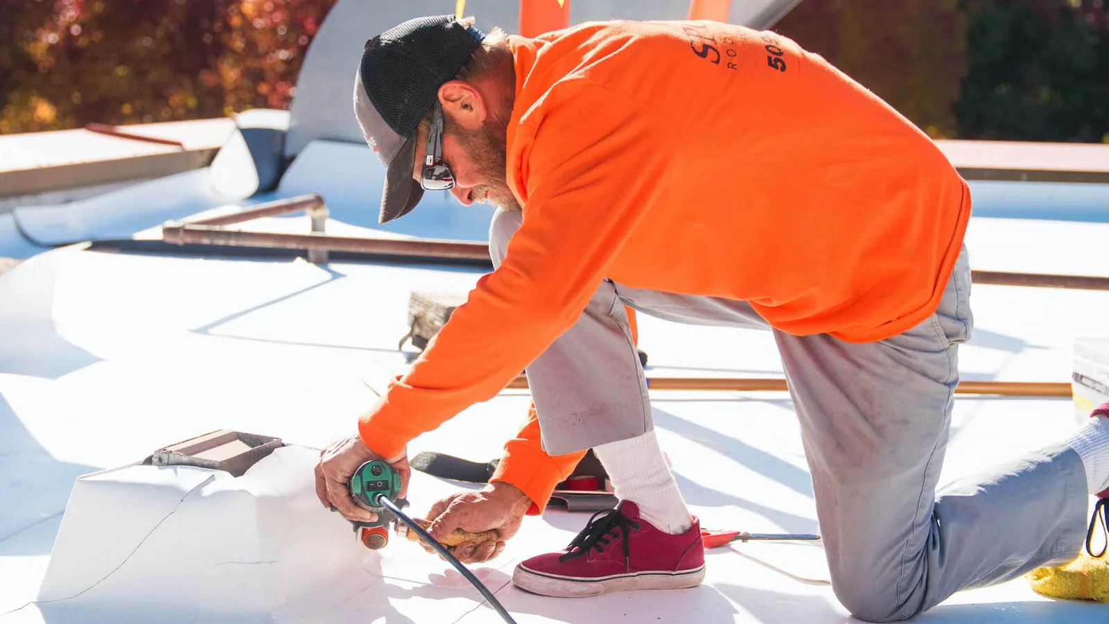 Commercial roofing manufacturer systems Commercial roofing manufacturer systems